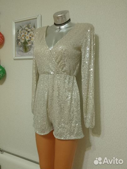 Комбинезон 42-44 р. Новый