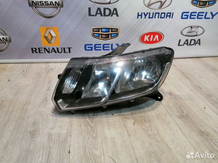 Фара Renault logan 2 Лев
