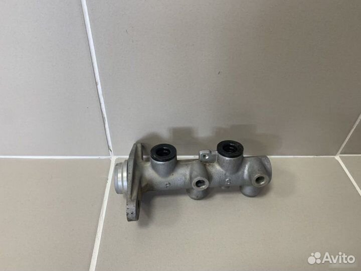 Цилиндр тормозной главный Hyundai Getz