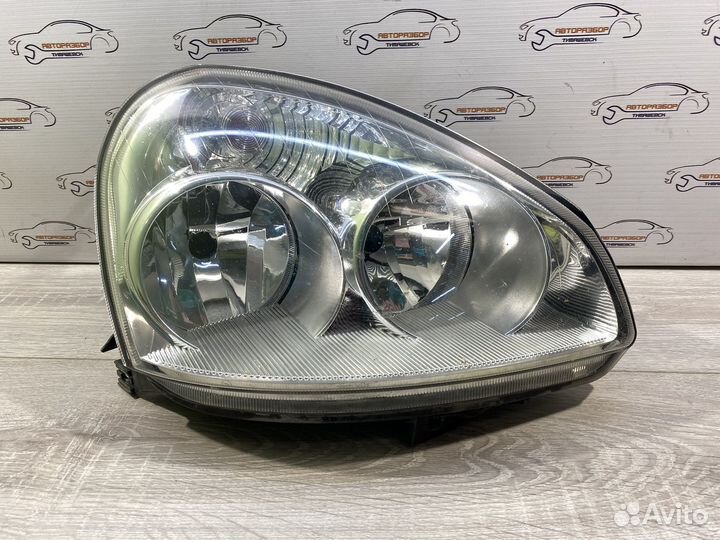 Правая фара Приора 2 б/у