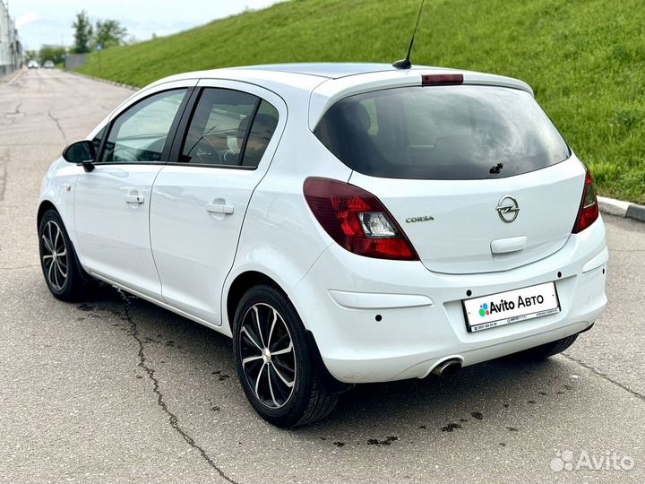 Opel Corsa 1.4 AT, 2012, 127 000 км