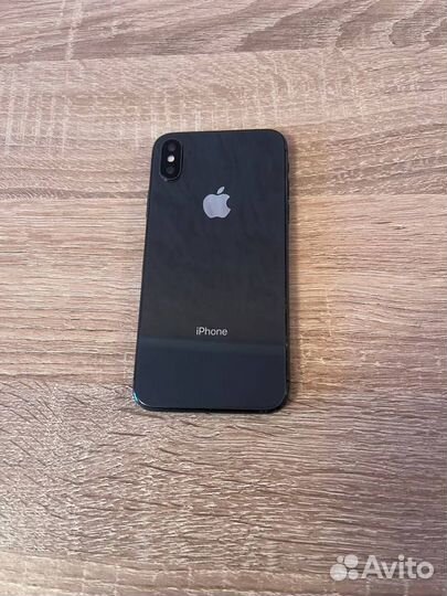 iPhone X, 64 ГБ