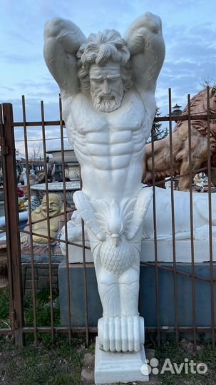 Атлант бетонный