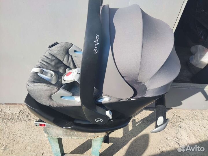 Детское автокресло Cybex Base Q-FIX
