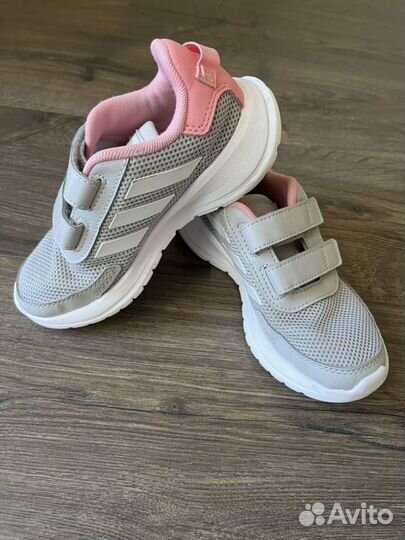 Кроссовки adidas детские