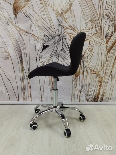 BML-046-D3 кресло офисное черный