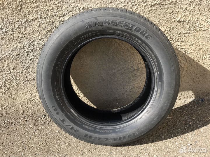 Bridgestone Dueler H/T 687 225/65 R17