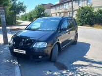 Volkswagen Touran 1.9 MT, 2005, 296 000 км, с пробегом, цена 700 000 руб.