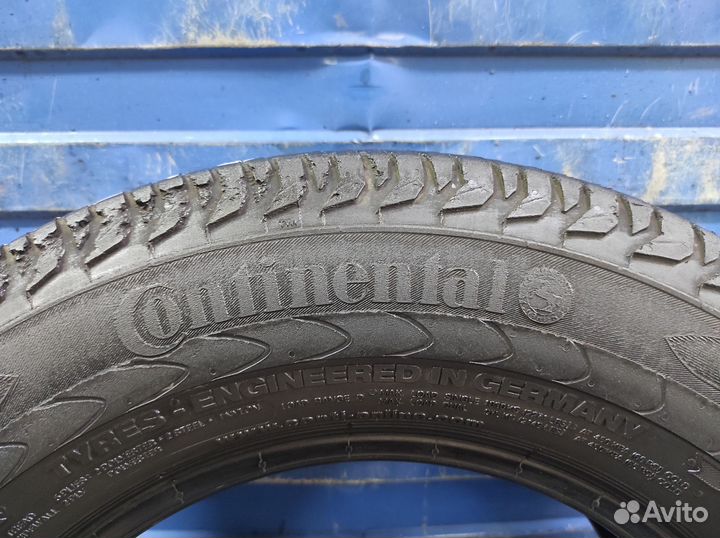 Continental Vanco 2 215/70 R15C 109S