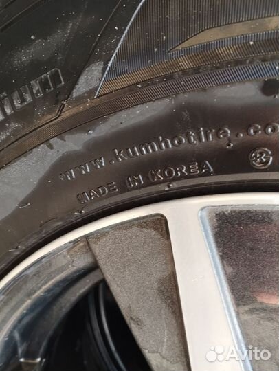 Kumho Crugen Premium KL33 215/70 R16 100