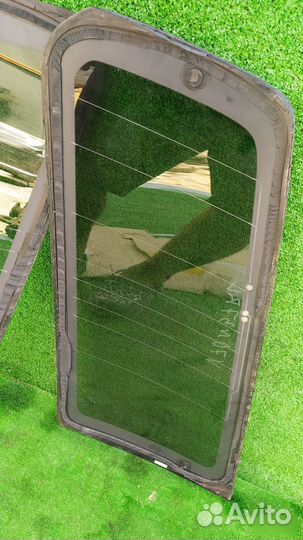 Стекло собачника Volvo V70 B5254T6