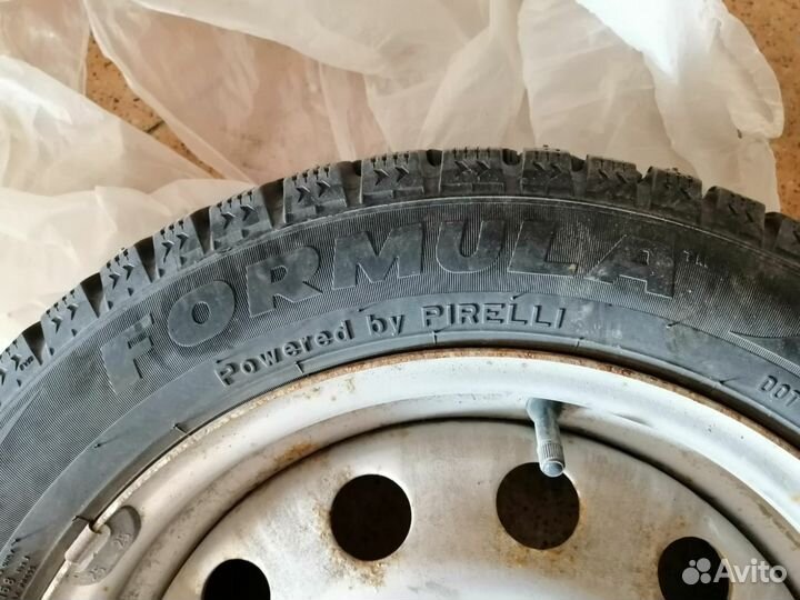 Pirelli Formula Ice 185/55 R15 86