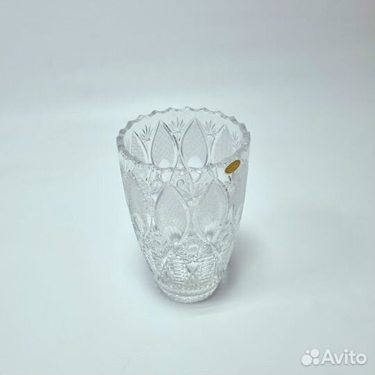Хрустальная ваза для цветов