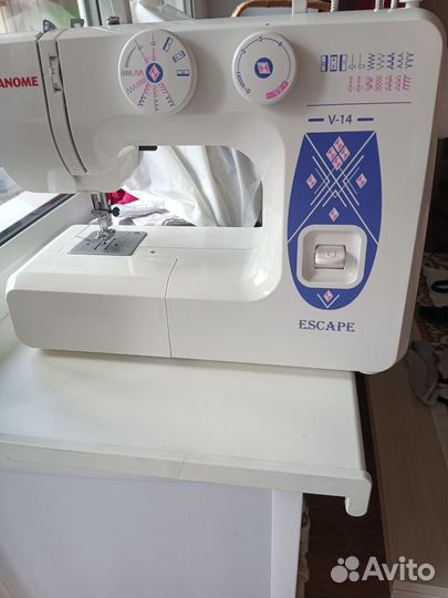 Швейная машинка janome новая
