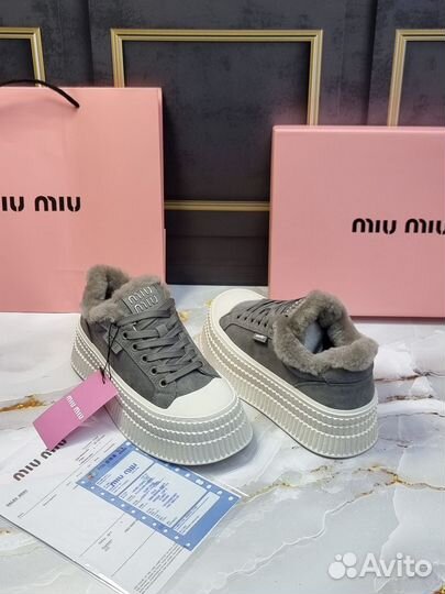 Ботинки miu miu с мехом женские