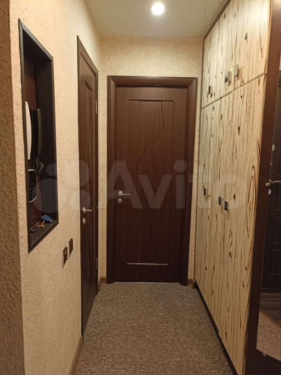 4-к. квартира, 98 м², 9/9 эт.