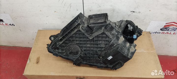 Фара передняя правая Mercedes-Benz GLC X253