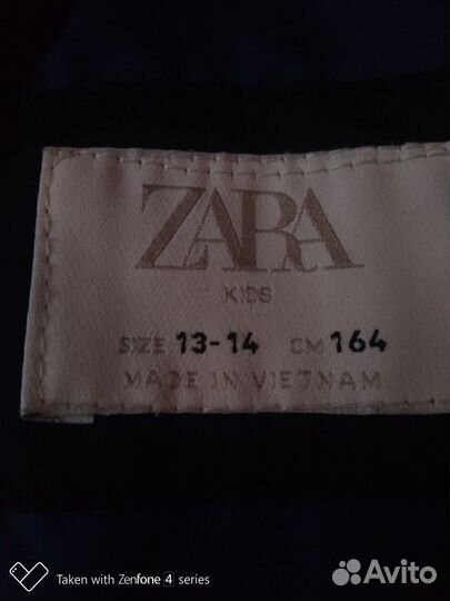 Легкая куртка zara