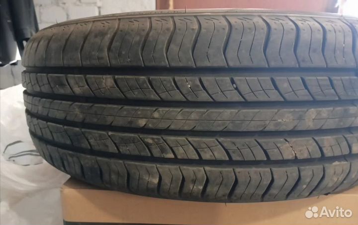 Chaoyang SU318A 225/65 R17