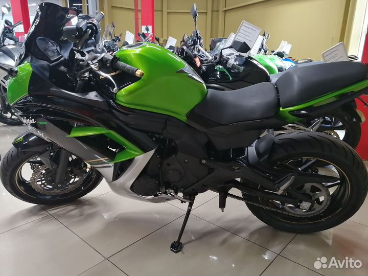 Kawasaki ER-4f (Ninja 400R)