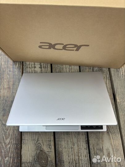 Новый компактный ноутбук Acer 14 IPS 4/8/256 SSD