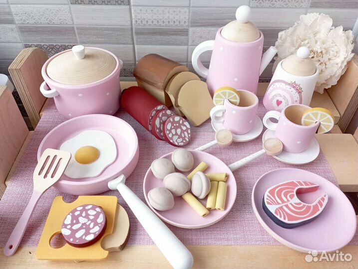 Посуда детская деревянная