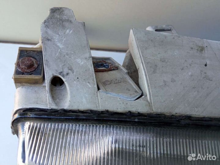 Фара передняя правая Volkswagen Polo 3 8D0941004A