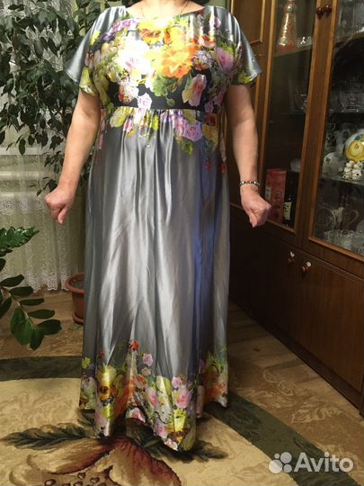 Платье женское