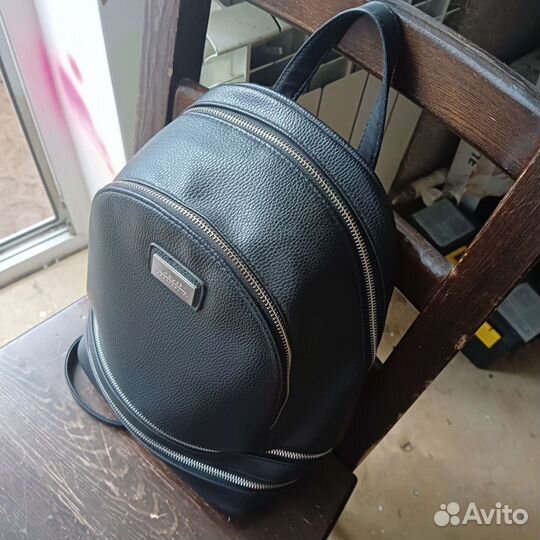 Рюкзак кожаный черный