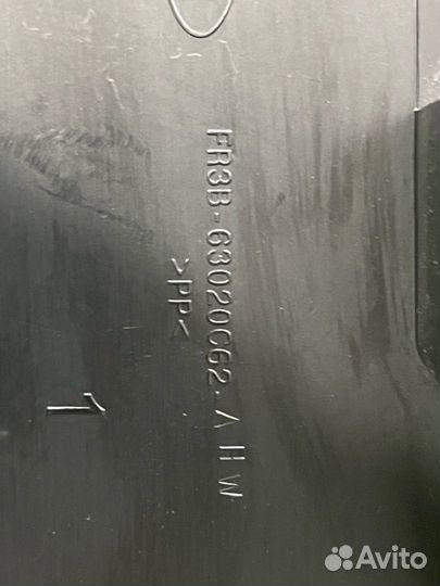 Заглушка в торпедо Ford Mustang 6 рест. 2019