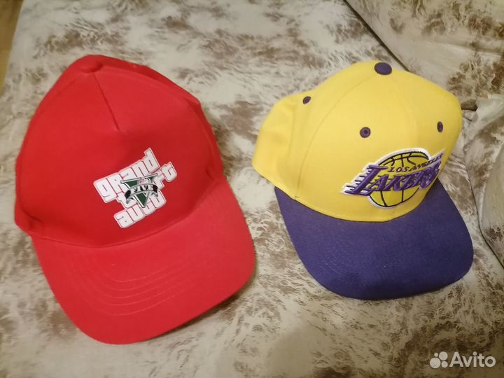 Кепки оригинал, из Америки, таких нету в России