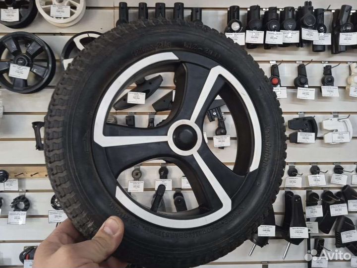 Колесо 12 дюймов на детскую коляску