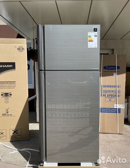 Холодильник Sharp 580 литров новый