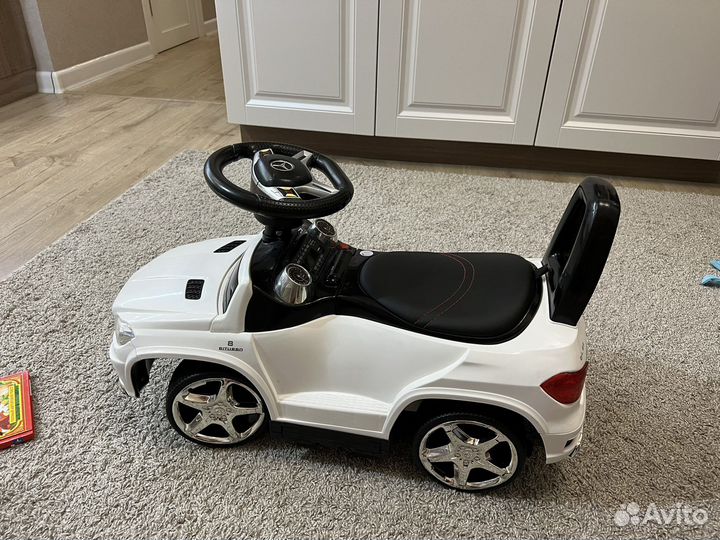 Машинка-каталка(Толокар)