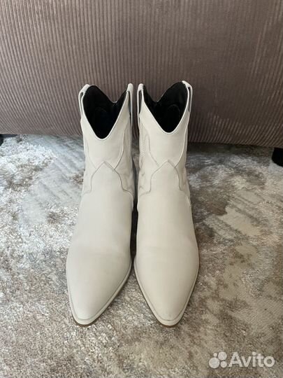 Казаки mascotte 38 белые