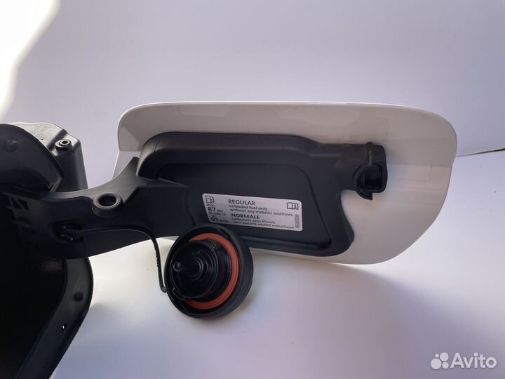 Лючок бензобака Volkswagen Tiguan 2 2022 Allspace