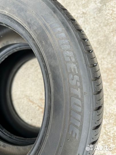 Bridgestone Regno GR-03 215/55 R16