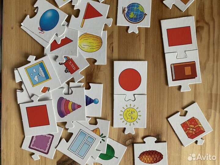 Развивающая игра Найди похожую фигуру