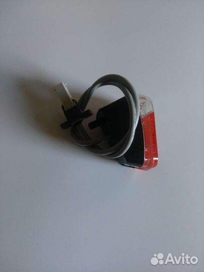 Подножка и фонарь задний для электросамоката