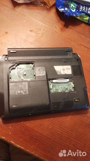 Acer aspire one zg8