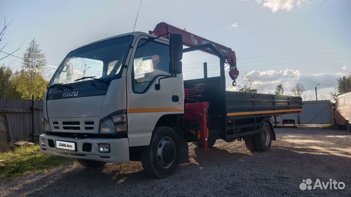 Isuzu NQR75 с КМУ, 2009