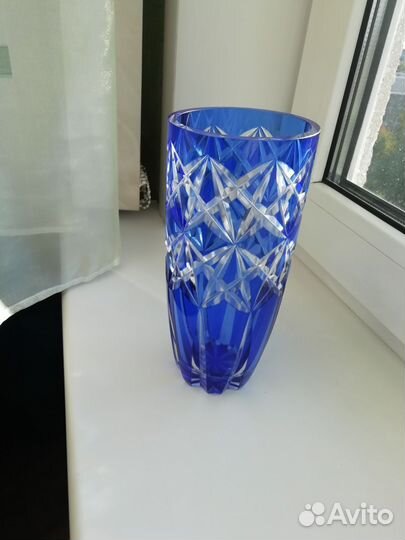 Хрустальная ваза