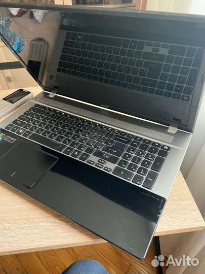 Ноутбук acer V3-771G core I7 3.3ghz + GF730