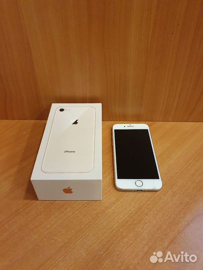 iPhone 8, 64 ГБ