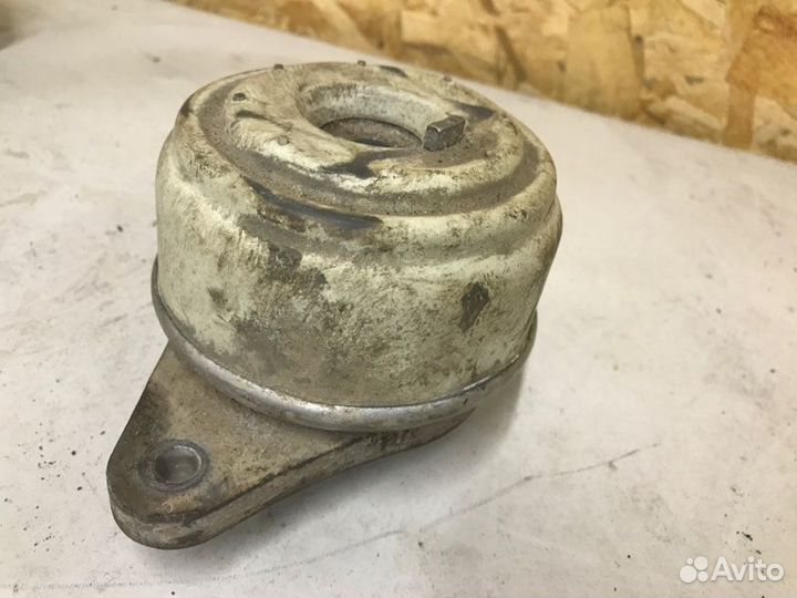 Подушка двигателя Mercedes S-Class W221 2005