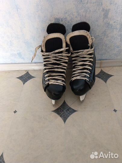 Продам мужские коньки