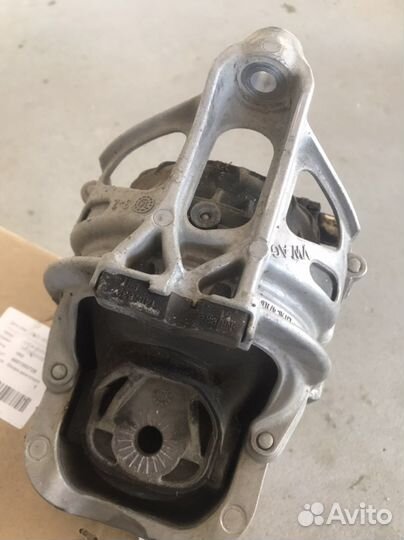 Опора двигателя 4M0199372B 4M0199371B