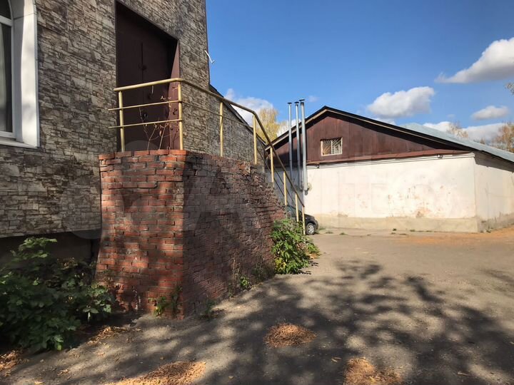 Нежилое Помещение 243 м²