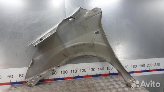 Крыло переднее правое toyota corolla verso 2 (HDN0