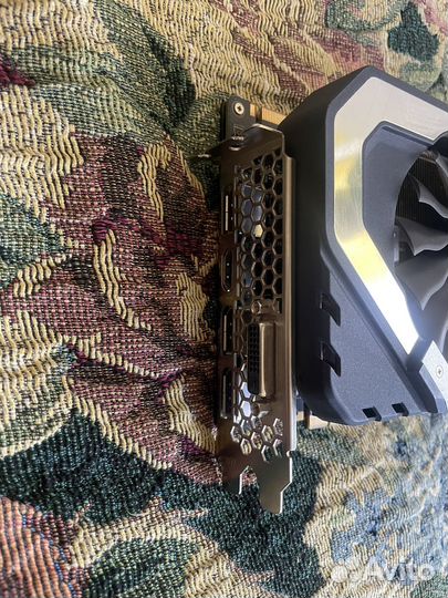 Видеокарта GTX 1070Ti 8gb